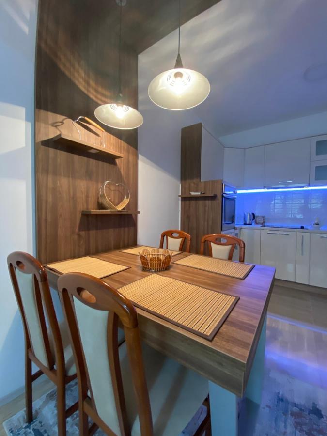 Simonovski'S Apartments Skopje Zewnętrze zdjęcie